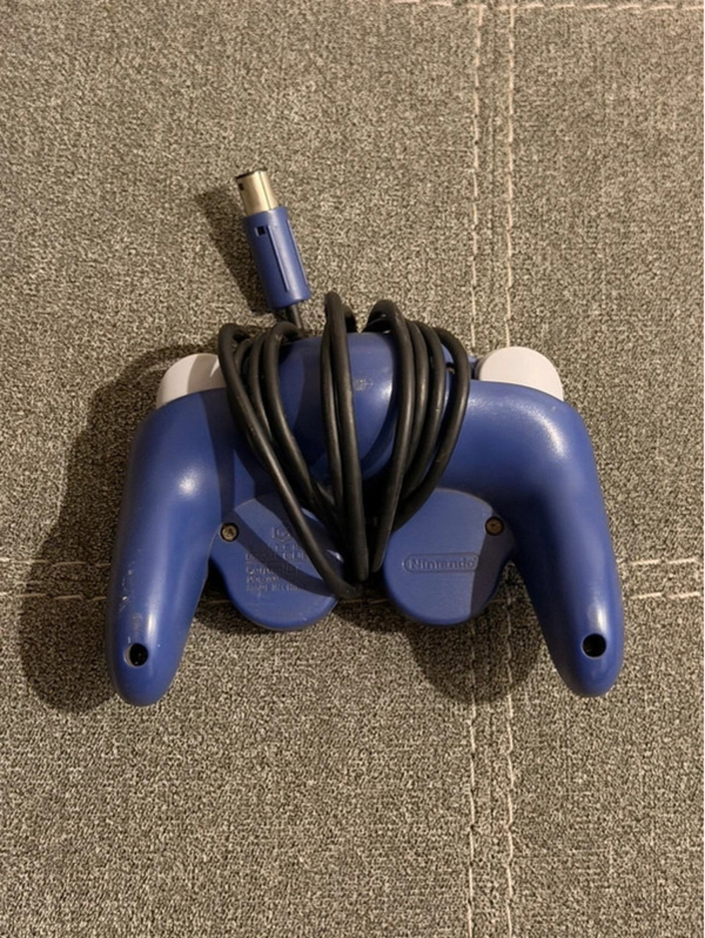 Indigo GameCube controller - Picture 2 of 2